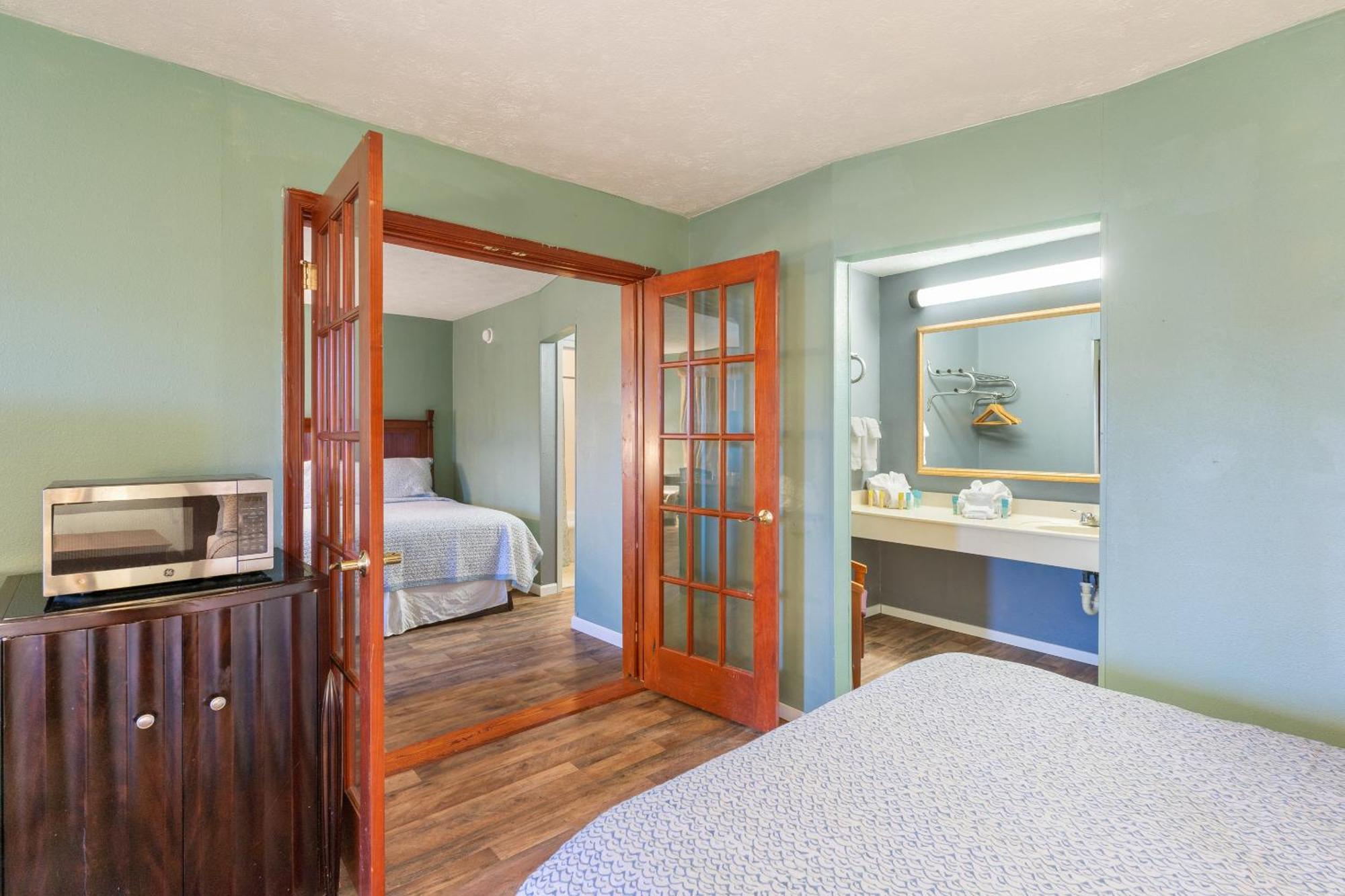 Williamsburg Suites المظهر الخارجي الصورة